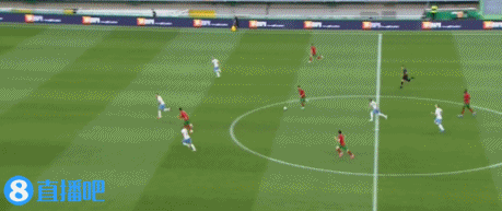 过去42场国家队比赛C罗打进43球 距离阿里代伊历史纪录仅差5球