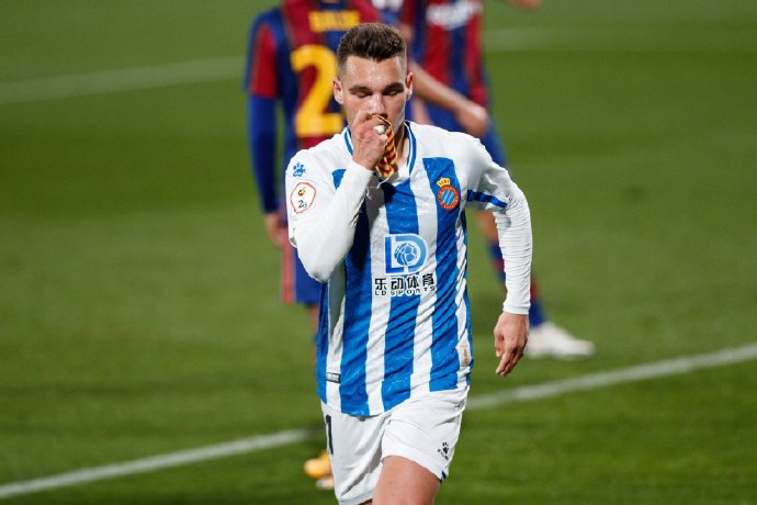 世体：巴萨B队签下西班牙人B队22岁右边锋朱特尔格