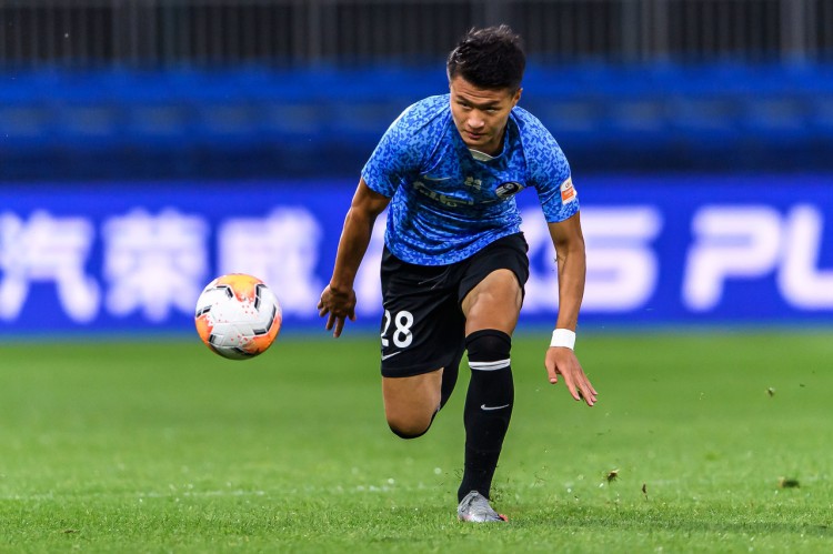 热身赛-林良铭破门&陈荣建功,大连人2-0战胜U22国家队