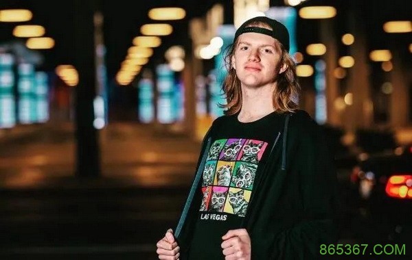 Landon Tice继续领先Perkins