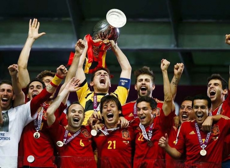 欧洲杯往事第九篇——血色浪漫，记西班牙“无敌舰队”