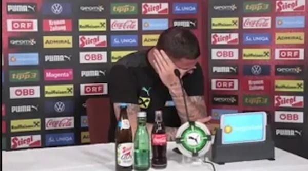 硬汉落泪!谈到因疫情长期与家人分开,阿瑙托维奇情绪失控