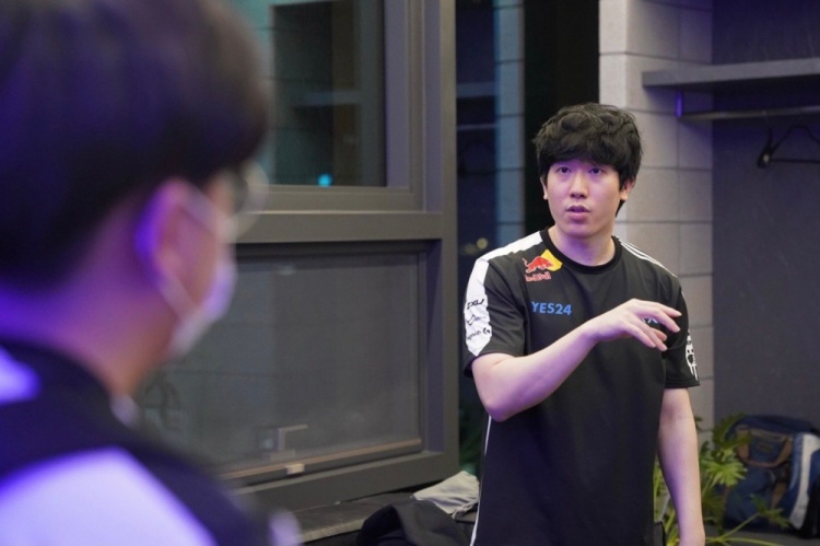 CvMax复盘DRX首战失利:这是我四年以来第一次赛前不安