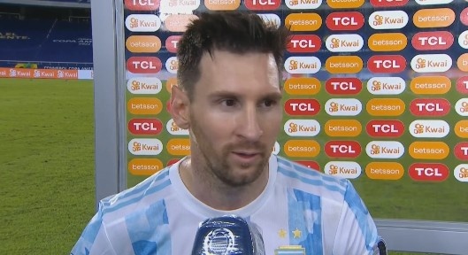 梅西：点球改变了比赛走向 现在要去考虑和乌拉圭的对决
