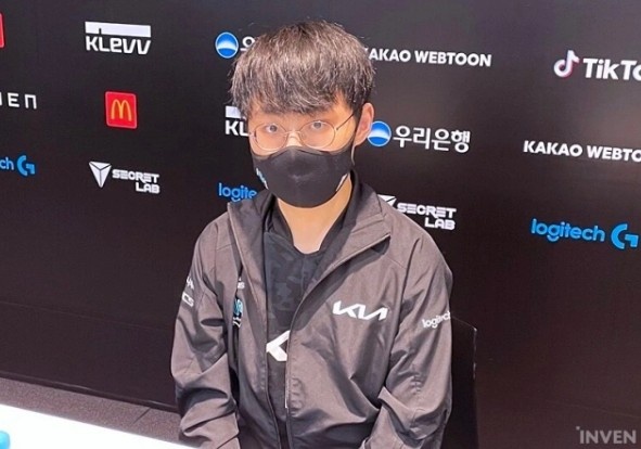 DK.ShowMaker:我也有可能打上单,Canyon也尝试过AD位