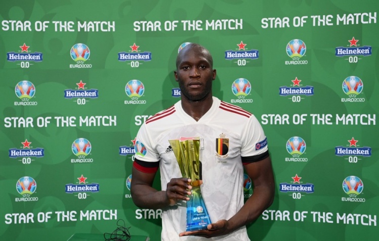 官方：卢卡库当选比利时vs丹麦全场最佳