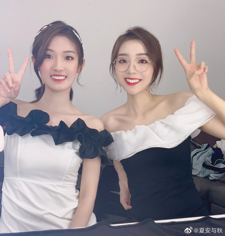 夏安晒余霜合照:今天最神奇的巧合!