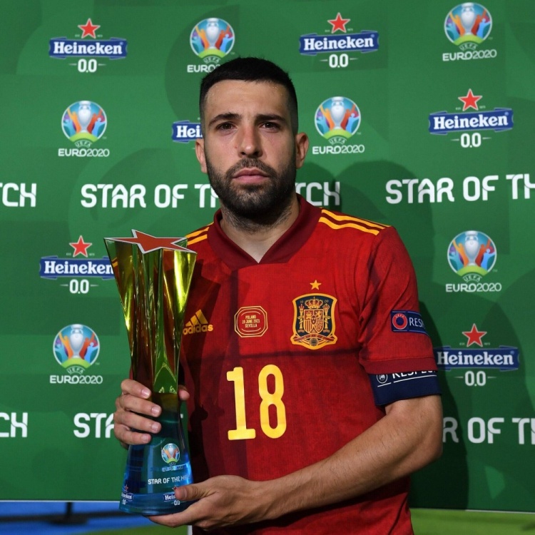 官方:阿尔巴当选西班牙1-1波兰全场最佳