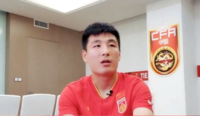 武磊谈留洋:只要一个队有一半人能在欧洲立足,球队会完全不一样