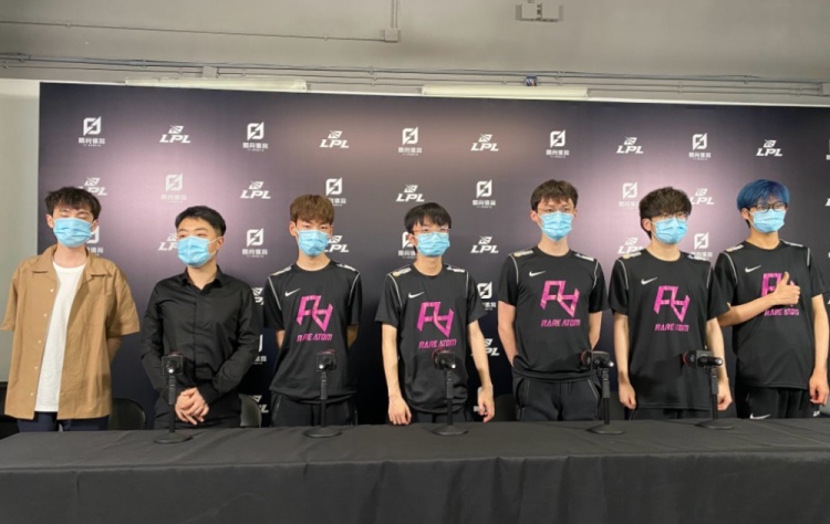 RA赛后群访iBoy：我觉得很多云玩家 我出道就在TGA赢了JackeyLove