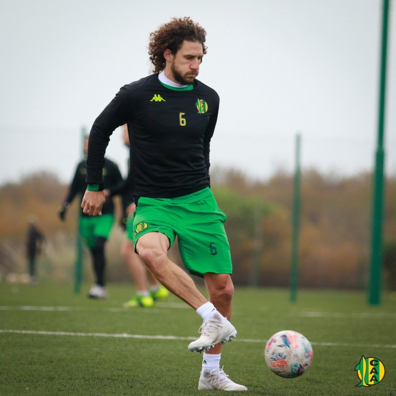 官方:39岁纽卡名宿科洛奇尼加盟加戈执教球队,合同年底到期