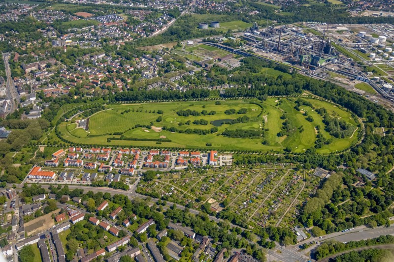 沙尔克官方晒高尔夫球场邀贝尔加盟:盖尔森基兴为你准备好了⛳