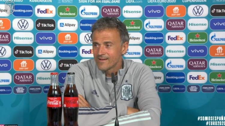 恩里克:莫拉塔和家人受到了严重威胁 我们和欧洲杯前一样自信