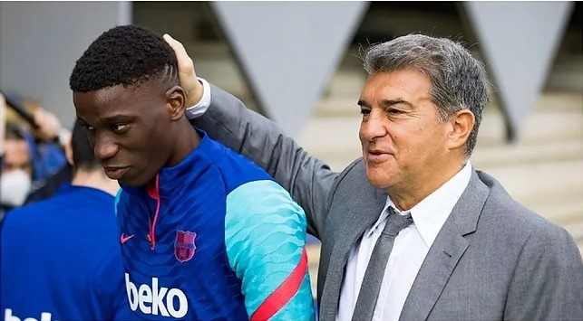 马卡：巴萨已为莫里巴送上五年续约合同，但薪资未达到球员预期