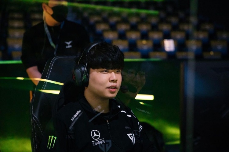 GEN赛前返图:重回线下,今晚我们将对阵BRO