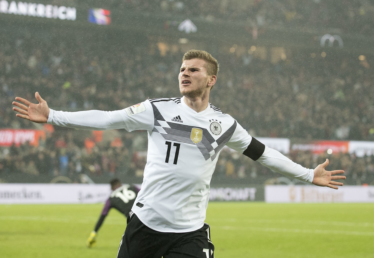 勒夫：维尔纳能用速度撕扯对方防线，格雷茨卡近来的状态很好