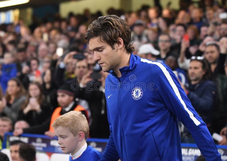 世体：图赫尔看重马科斯-阿隆索的多用途性，不愿放他离开蓝军