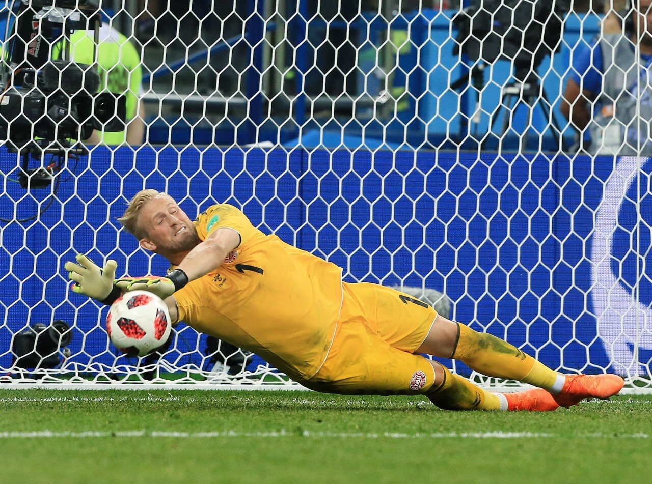 小舒梅切尔:埃里克森来训练场探望了我们,这让我们能专注足球