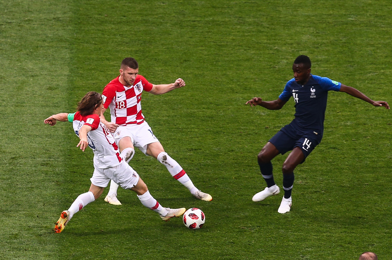 马图伊迪:博格巴如今成为真正的球队老大,他变得越来越成熟