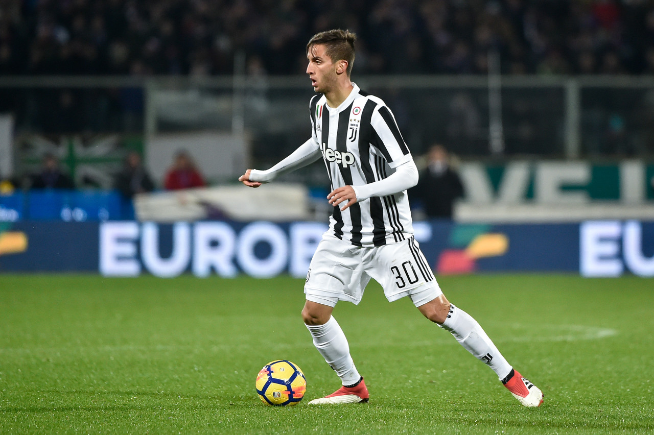 记者:本坦库尔并非马竞的优先考虑 尤文若卖他需给博卡40%分成