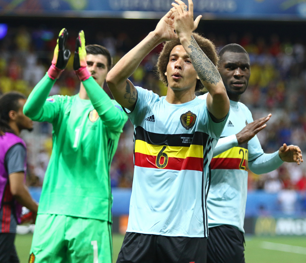 维特塞尔：哈兰德让我想起了5、6年前的卢卡库，他还有提高之处