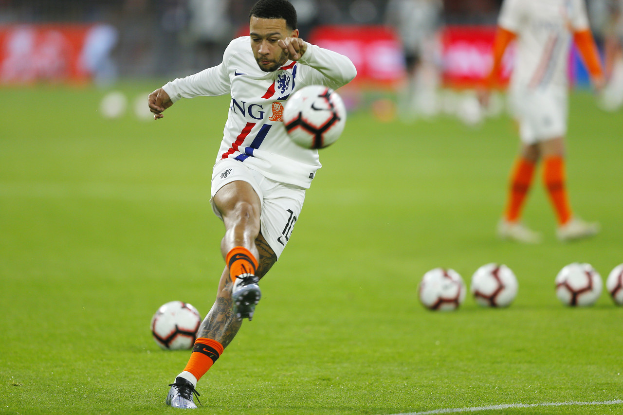 ESPN:德佩接近加盟巴萨,球队想清洗库鸟、乌姆蒂蒂等球员