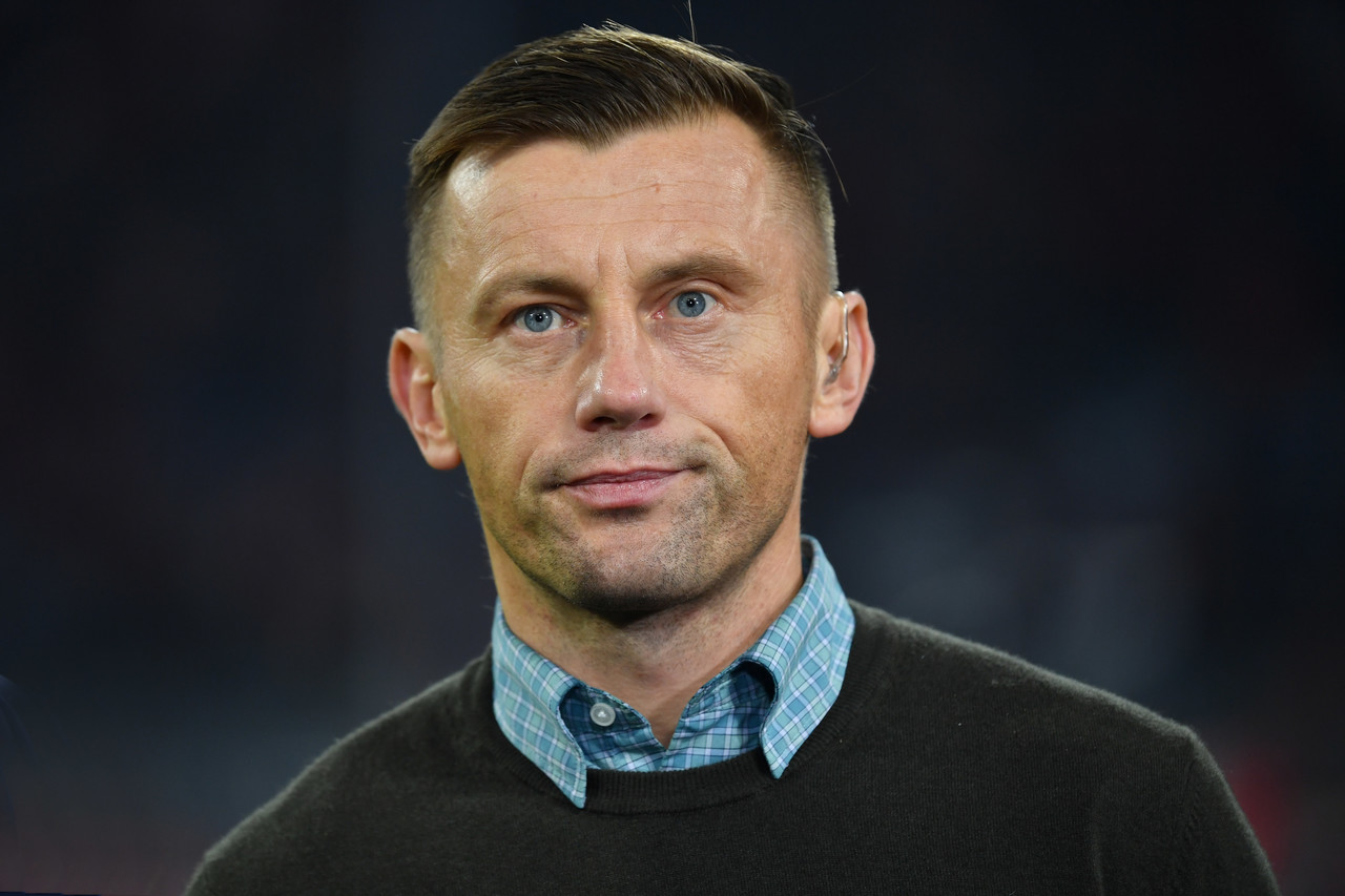 奥利奇:布斯克茨是西班牙攻防转换枢纽,老兵就像老酒越陈越香