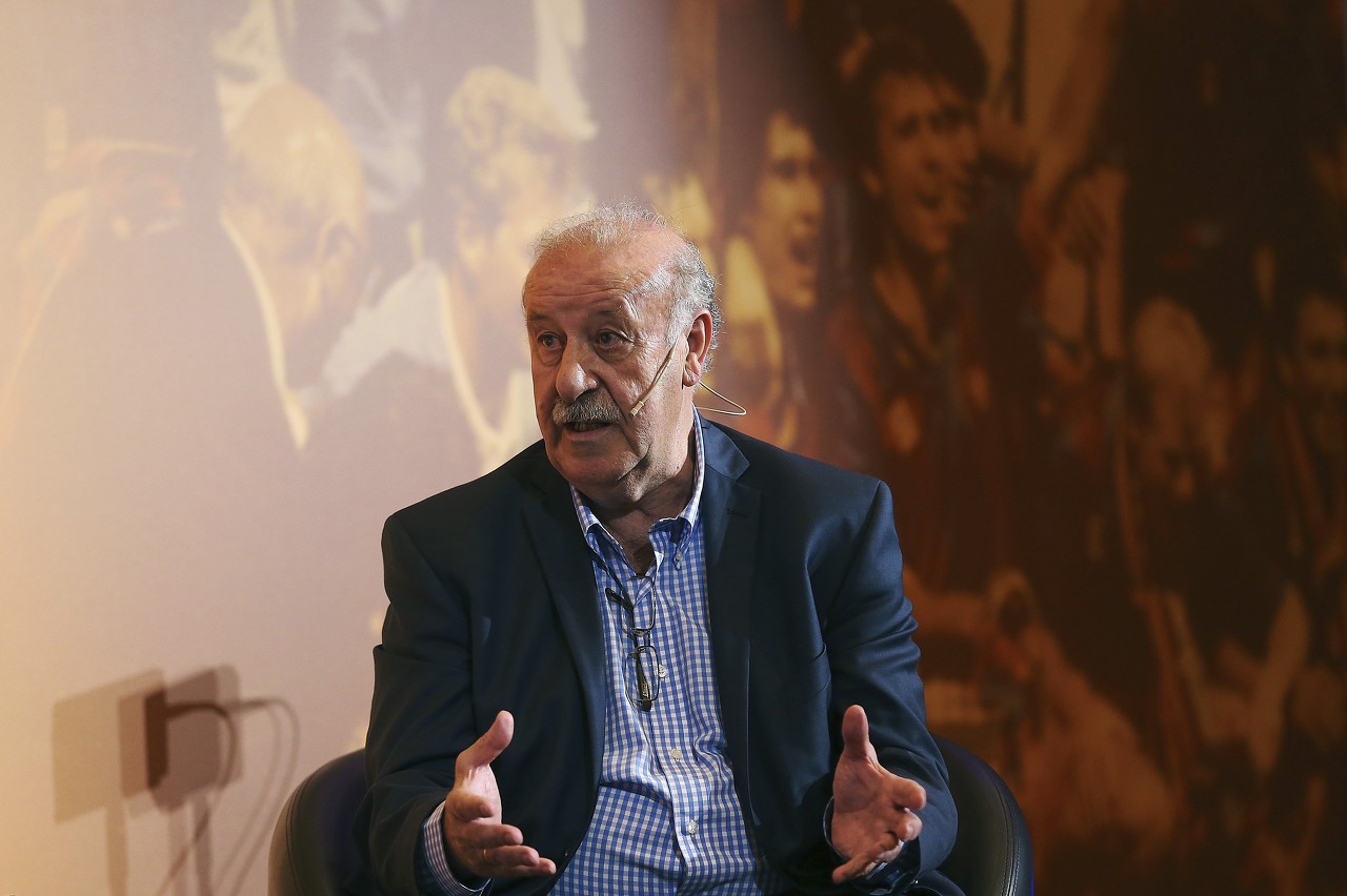 博斯克:梅西是世界最佳,因他来自于街道上那些普通的孩子之中