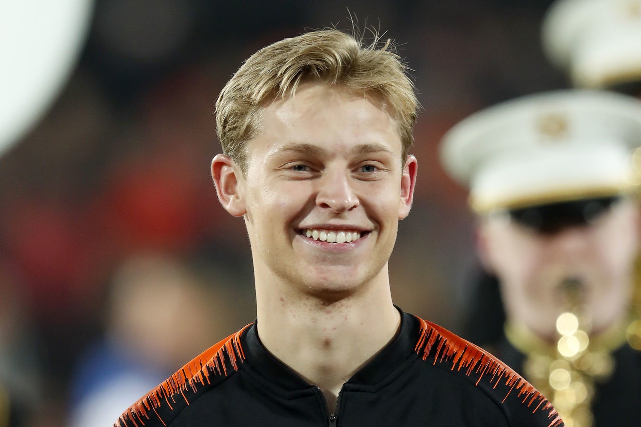 德容谈532阵型：我们的打法更加明确，看看能否问鼎欧洲杯