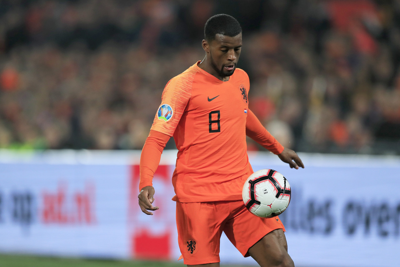 世体：巴萨无意提高对维纳尔杜姆的报价，正等待球员做最终决定