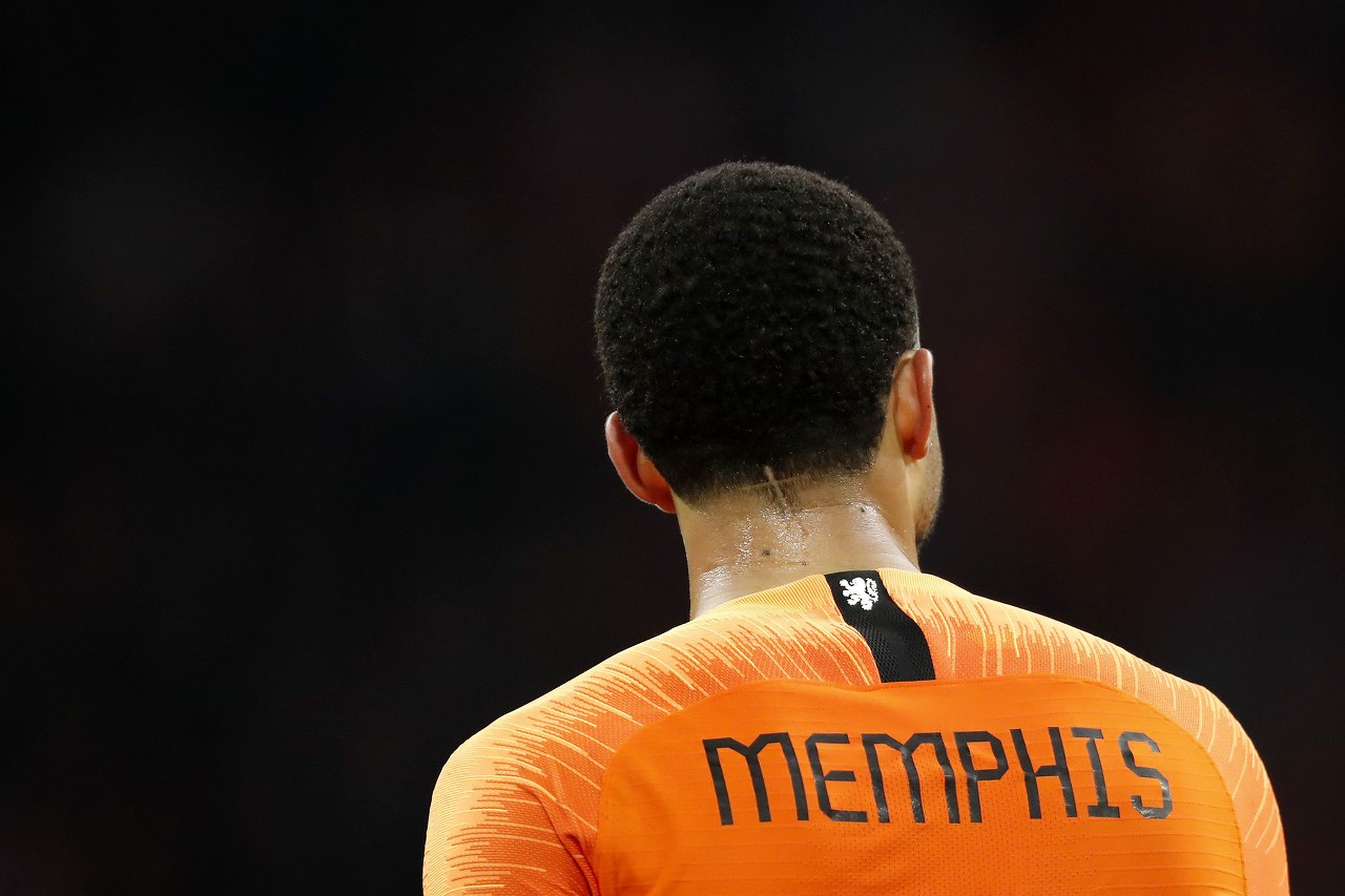 罗马诺：德佩目前没收到尤文的正式报价，他仍在和巴萨继续谈判