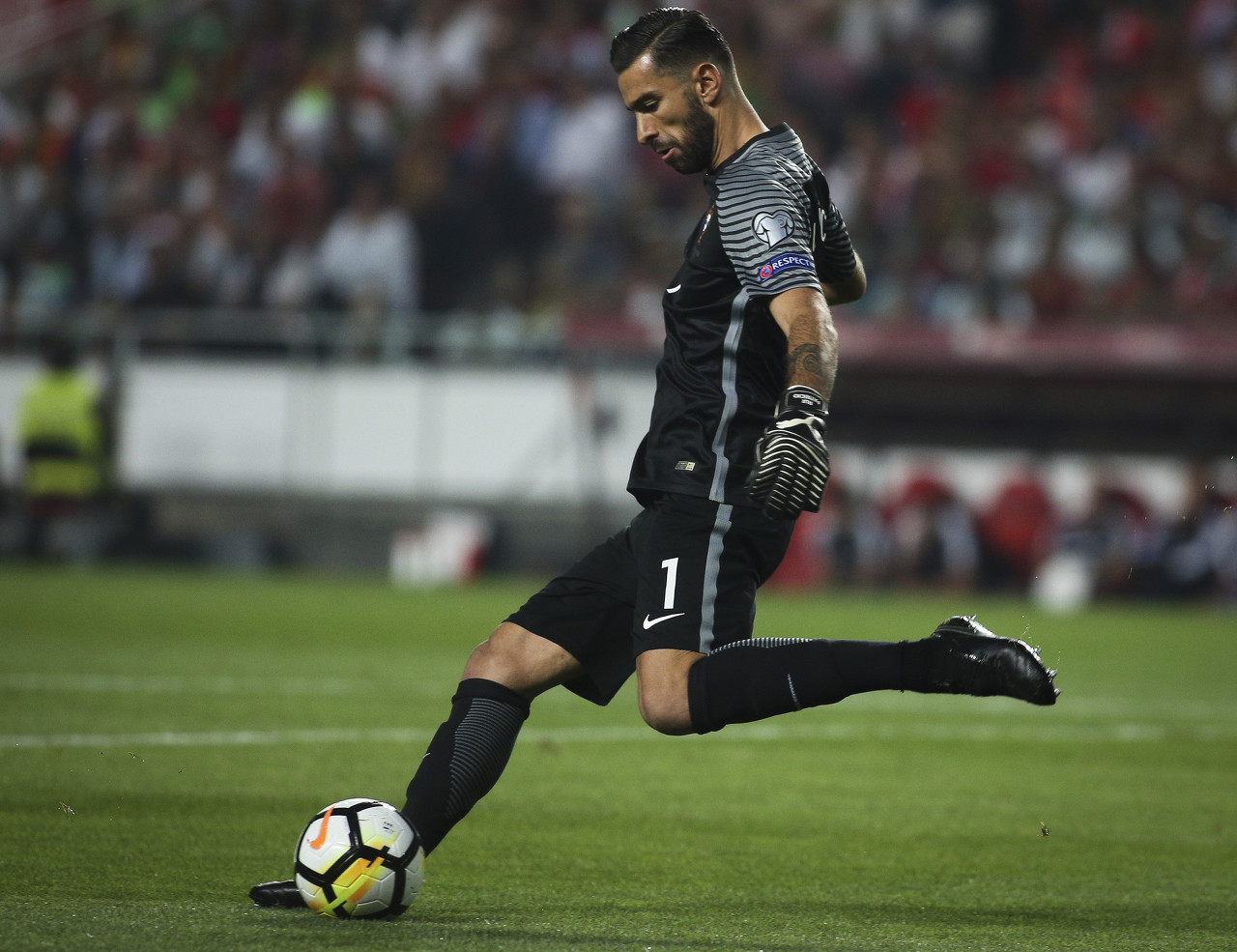 罗体:700万欧元+300万浮动,帕特里西奥将成罗马今夏首位新援