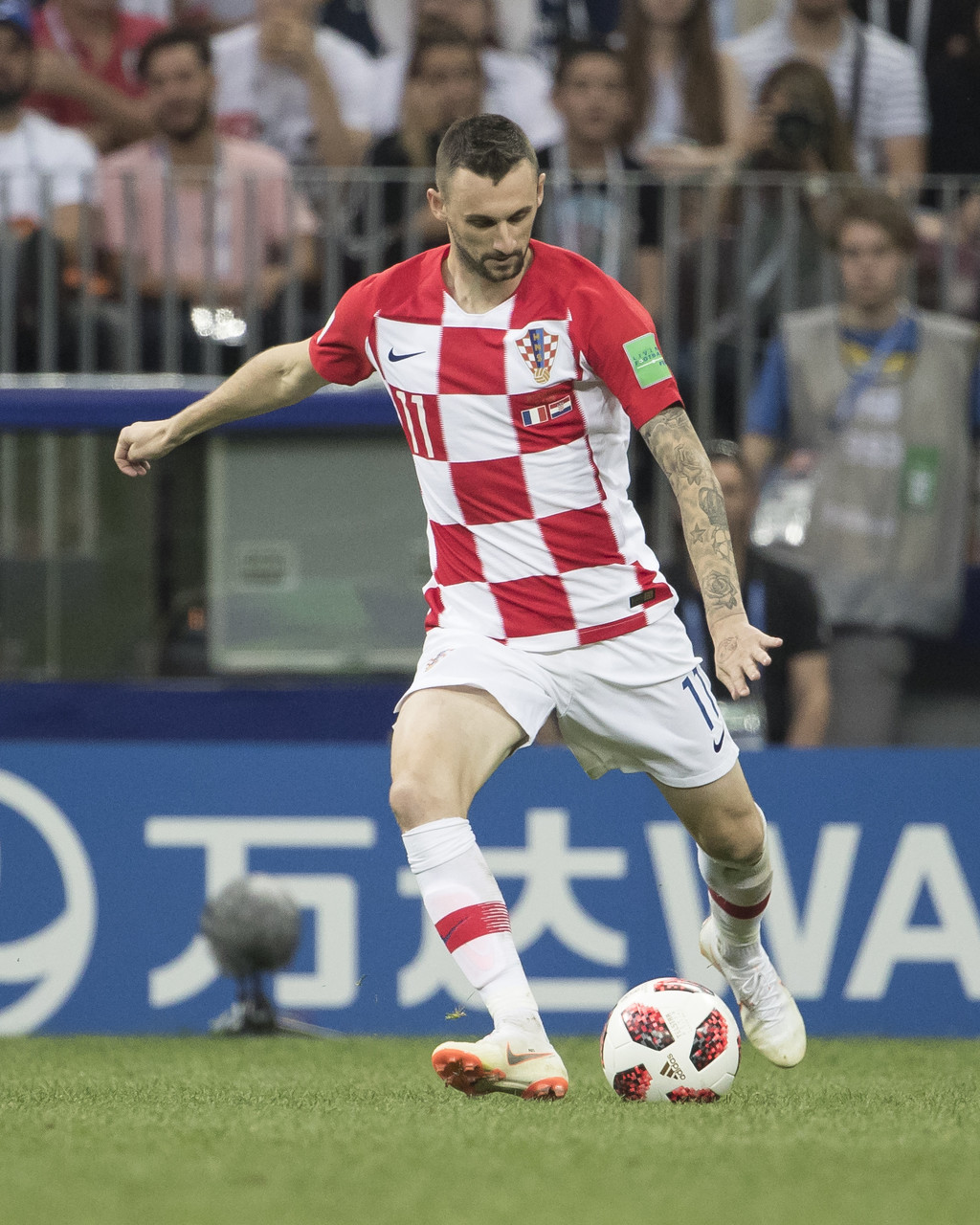 这些足球强国，国家队主场球衣却没有选择国旗的颜色