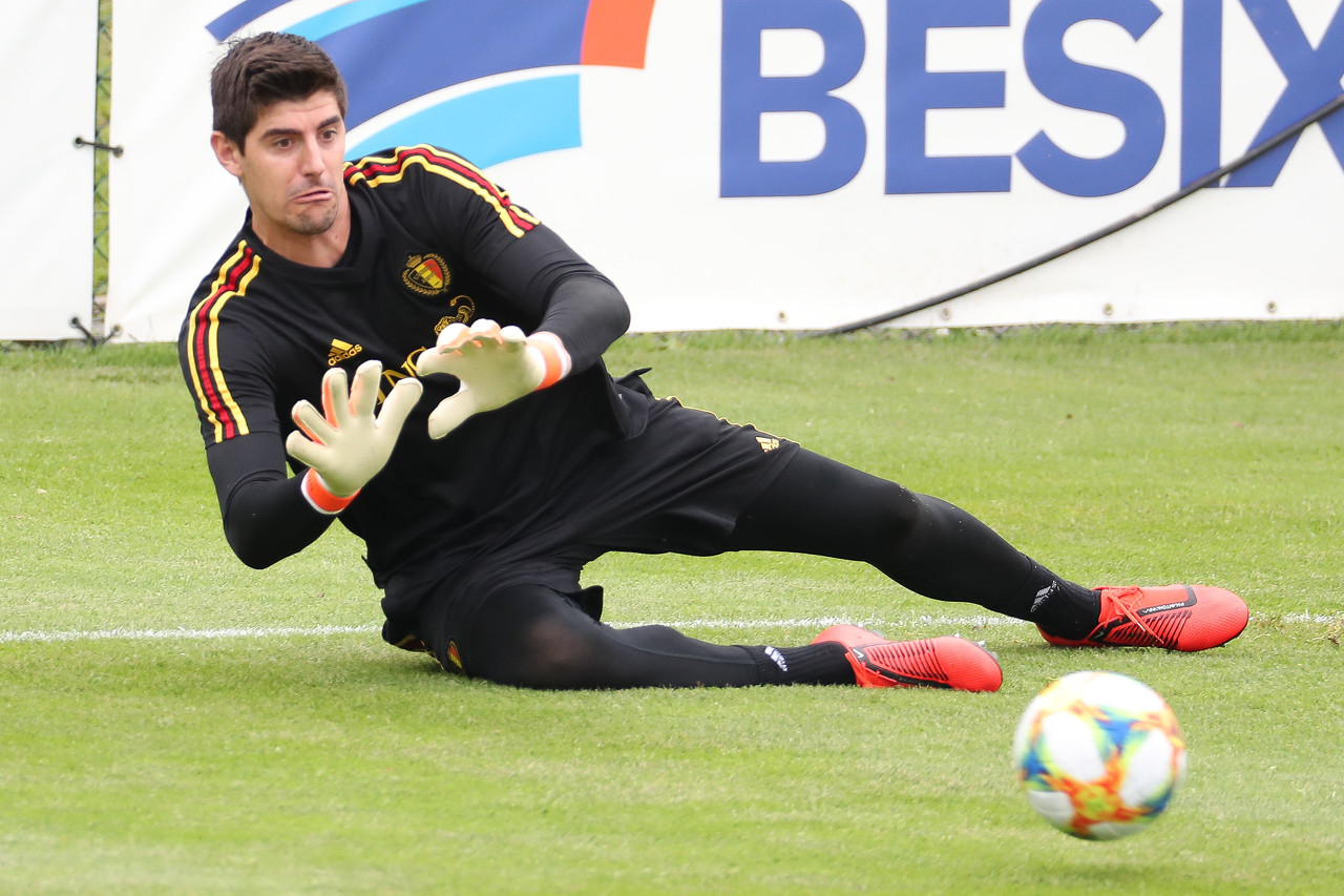 库尔图瓦：踢好首场比赛很重要，今年是比利时创造历史的好机会