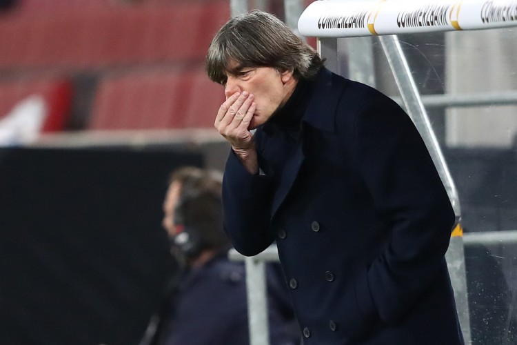 哈曼：勒夫在世界杯后就该离队，欧洲杯热门是葡萄牙比利时