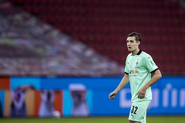 记者:红军开启引进诺伊豪斯谈判,预计转会费超4000万欧