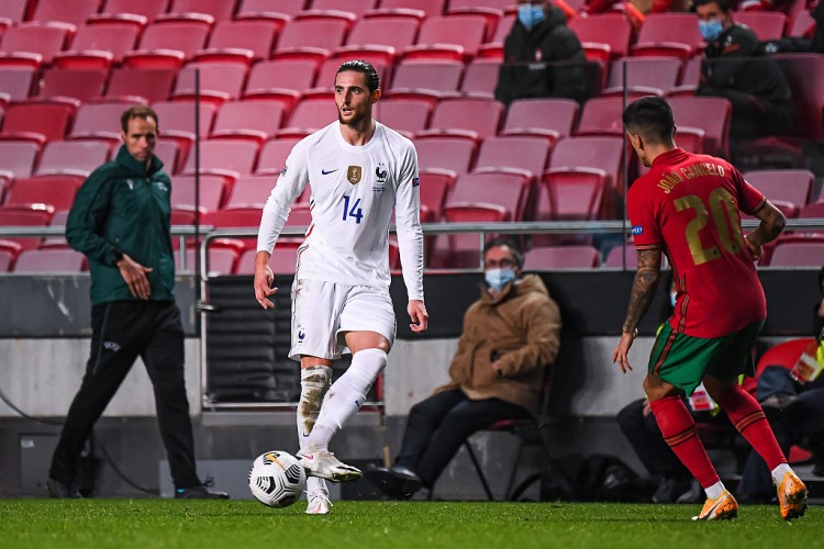 拉比奥特:加盟米兰对迈尼昂有利,他会在意甲踢得很好