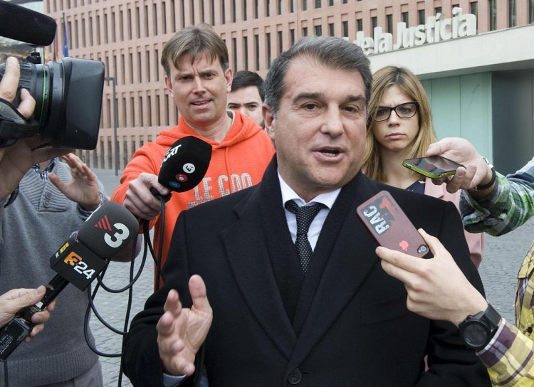 拉波尔塔:我期待下赛季出现一支更加有攻击力的巴萨