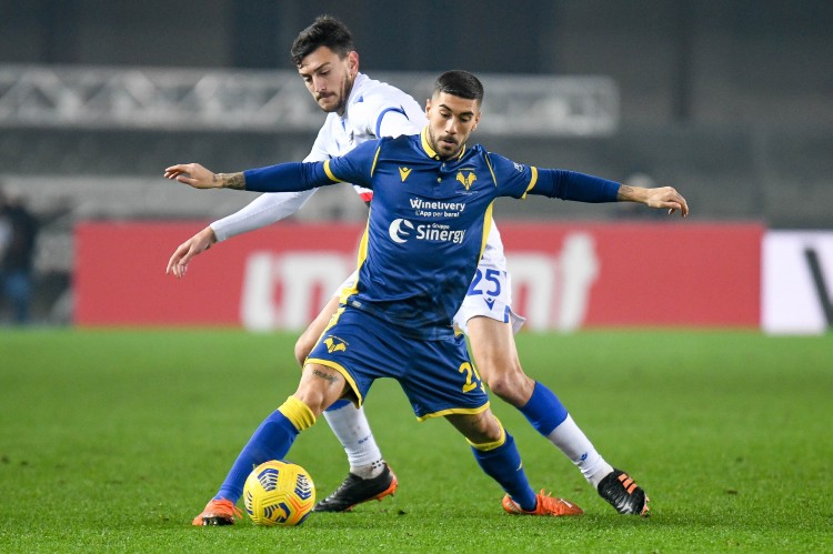 意媒：扎卡尼同意去米兰，维罗纳要价1500万欧&不接受球员进交易