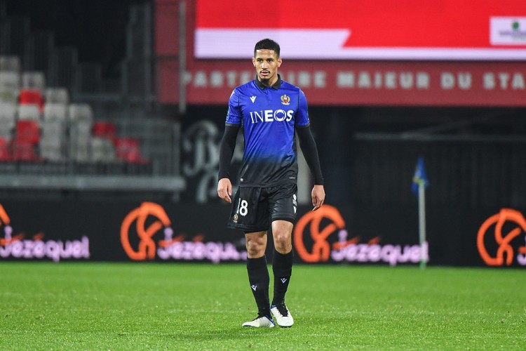 队报：萨利巴愿意留在尼斯，转投马赛也是潜在选择