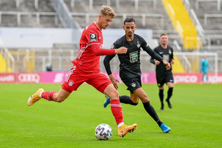 拜仁官方:阿尔普下赛季租借加盟德乙球队基尔