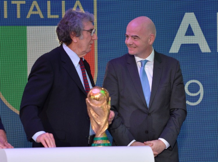 佐夫:不出意外桑切斯将留在国米 比达尔留队更加困难