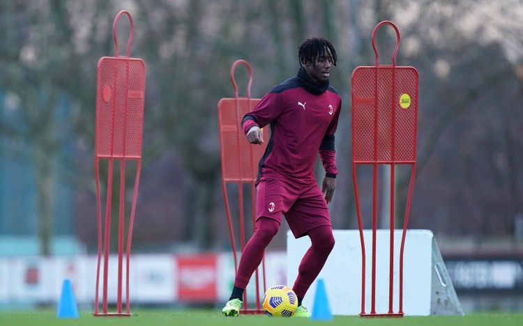 记者:AC米兰确认不会买断梅特,球员将返回都灵