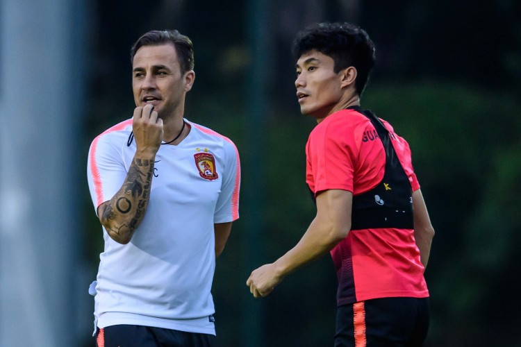 体坛:广州队计划在卡纳瓦罗合同中加入成绩指标条款