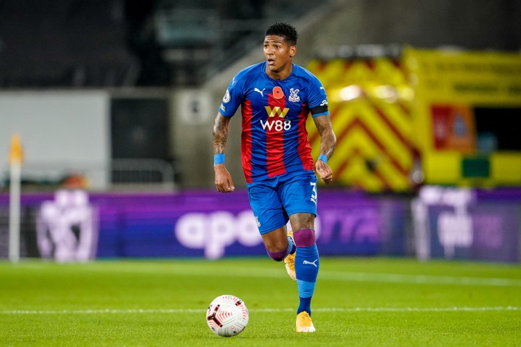 经纪人：范安霍尔特有为国米效力的实力，他可能登陆意甲