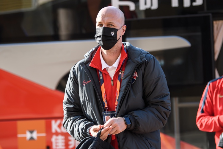 粤媒：合约中存在“巴萨条款”，小克前往巴萨并不涉及违约金