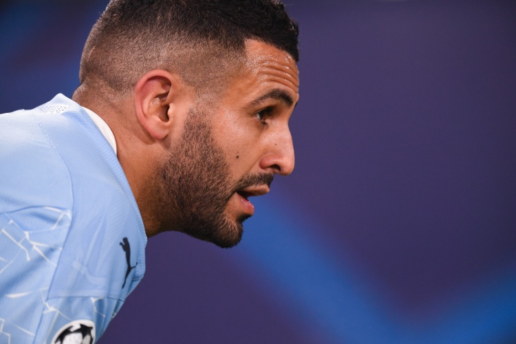 太阳报:马赫雷斯向女友求婚成功,求婚钻戒价值40万镑