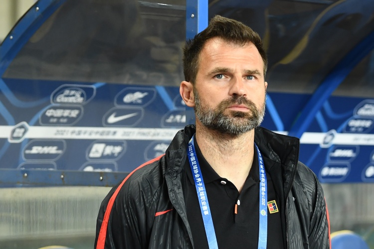 沪媒：海港成亚冠赛程调整后最吃亏球队，日本韩国及泰国球队受益