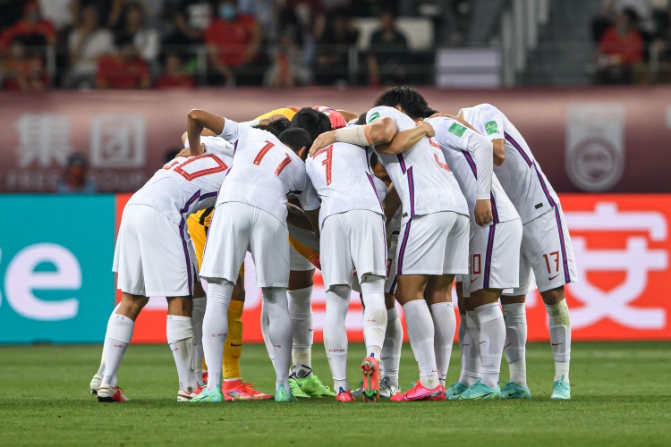 国足vs菲律宾前瞻：关键战！国足力拼3分！