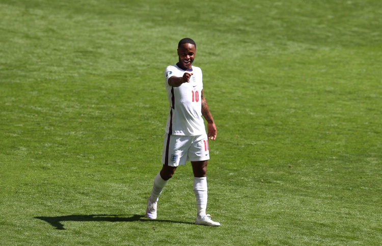 福将!斯特林进球的近13场比赛,英格兰保持全胜